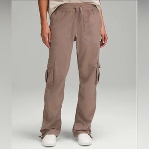Lululemon dance studio cargo pants NWOT